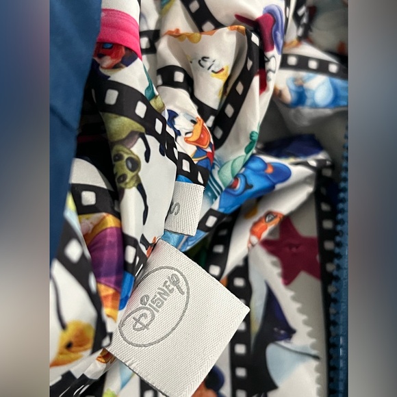 RARE The Bradford Exchange Disney Character Print Jacket - Picture 5 of 7